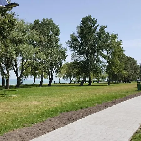 Lelle B20 Apartamento *